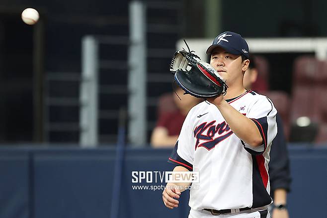 3연타석 홈런도 쳤는데, 만루홈런이 처음일 줄은…'국대 포수' 홈런치고 지갑도 열었다