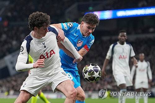 손흥민, '2명 제치고' 맨시티전 환상 결승포 '쾅'…폭풍 감동, 그런데 마지막이었다니→토트넘, UCL 토너먼트 홈 득점 SON 이후 2535일 만에 처음