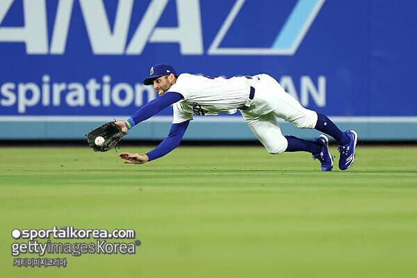 김혜성에 밀려 방출당하더니, 커리어 꼬이네…前 다저스 베테랑 유틸리티, 로스터 제외 통보→자진 퇴단
