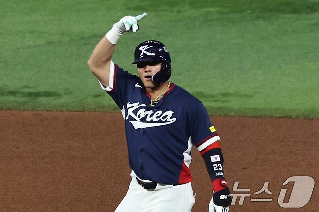 '국대 4번' 안현민