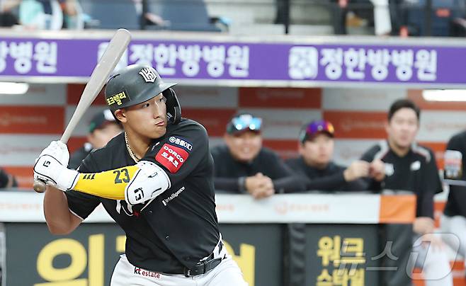 '국대 4번' 안현민