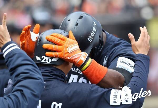 6일 만에 또 터졌다! 한화의 과감한 재영입 성과 나오나? 'OPS 1.254' 페라자, 정규시즌 퍼포먼스는 어떨까