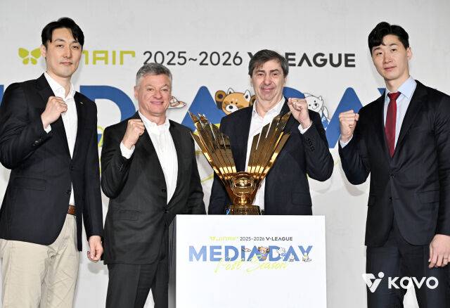 '와' 브라질 명장 韓 오자마자 1위 감격, 어떤 팀 기다리나…40년 절친과 정면 승부 예고했다