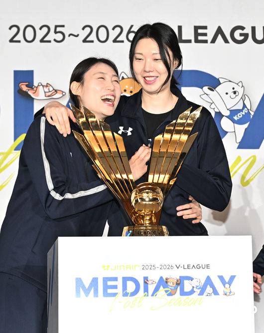 ‘이런 얄궂은 운명이’ 김연경처럼 은퇴하고 싶은데, 20년 절친 선전포고하다 “미리 사과한다, 통합우승은 우리가”