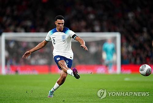 '여친과 결별→국가대표팀 탈락' 불과 이틀 만에 벌어진 일…감독도 외면했다