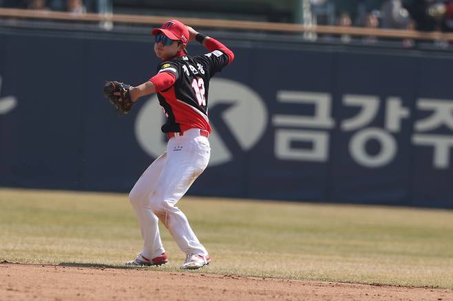 KIA ‘트레이드 대박’ 터지나…‘내야 기대주’, 1군 첫 ‘손맛’→공·수에서 ‘알토란 활약’ [Hot&Cool]