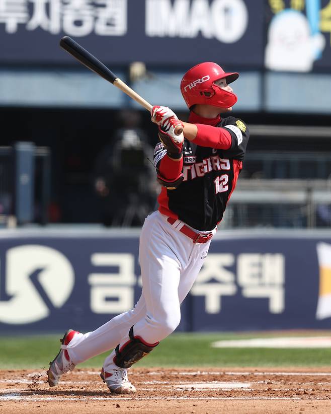 KIA ‘트레이드 대박’ 터지나…‘내야 기대주’, 1군 첫 ‘손맛’→공·수에서 ‘알토란 활약’ [Hot&Cool]