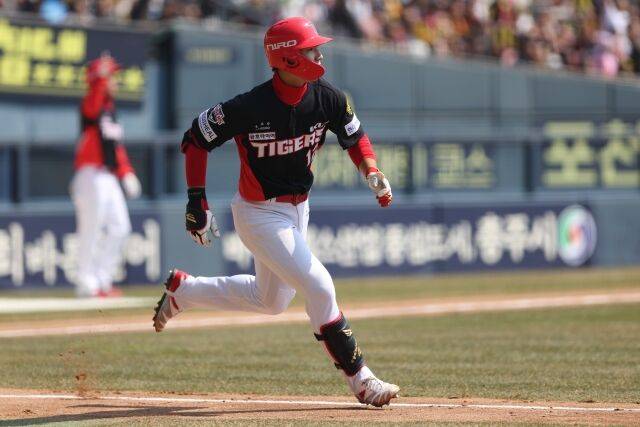 “어떡하지? 그냥 공이 보여서 돌렸는데…” 이대호가 극찬했던 KIA 그 선수, 8kg 찌우고 다리 들었더니 ‘환골탈태’[MD잠실]