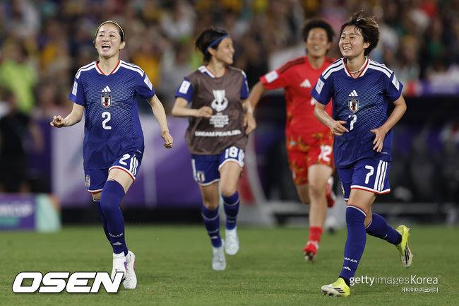 비즈니스석 타고 간 韓 여자 대표팀, 일본에 완패하고 상금 2억 5000만 획득