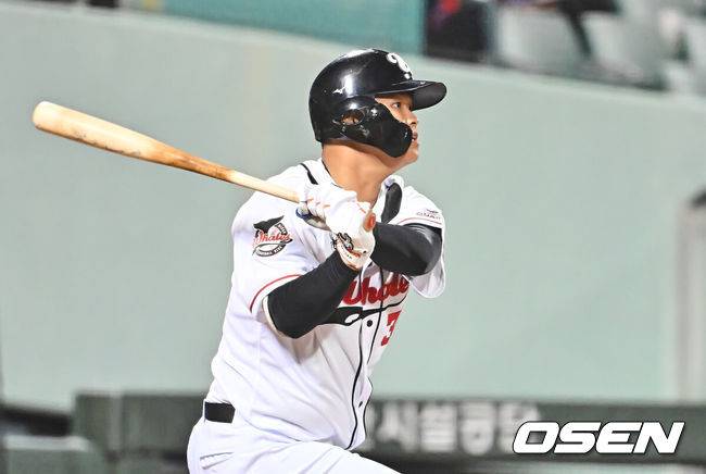 ‘KKKKKKK, 6이닝 무실점’ 90억 투수 동생, ‘韓 최초 시민구단’ 울산 또 울렸다…'2군행' 황성빈 3안타 2타점 터졌다