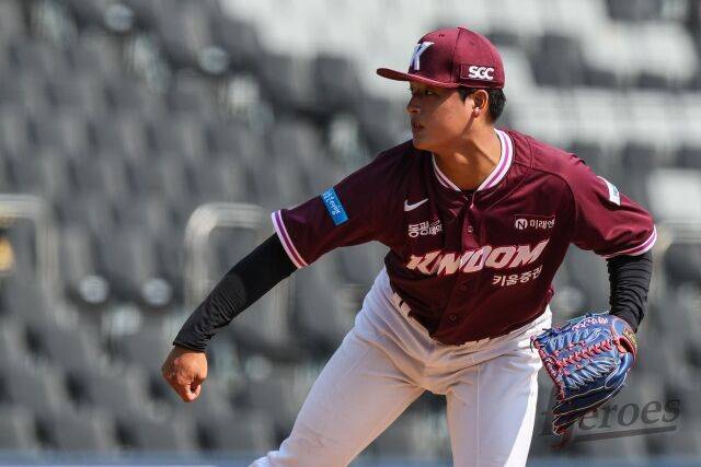 '박석민 아들' 1순위 박준현 개막 엔트리? 2군서 선발 수업? 감독 답했다