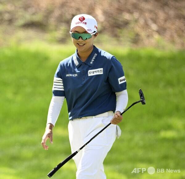 김효주, 파운더스컵 셋째날 5타차 선두…와이어투와이어 '우승 예약' [LPGA]