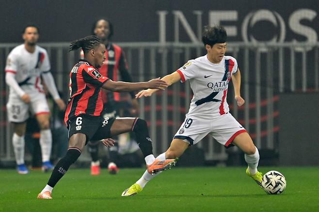 황인범에 이어 이강인 너마저? ‘골든보이’ 이강인, 소속팀 경기에서 거친 파울 당하며 왼쪽 발목 부상…‘홍명보호’ 연이은 부상 악재로 타격