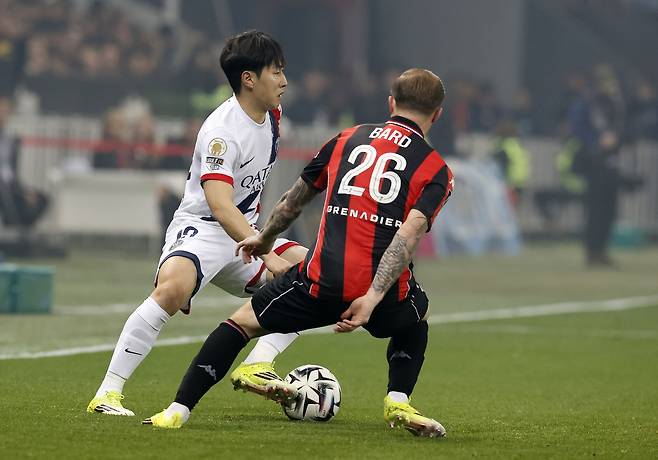 황인범에 이어 이강인 너마저? ‘골든보이’ 이강인, 소속팀 경기에서 거친 파울 당하며 왼쪽 발목 부상…‘홍명보호’ 연이은 부상 악재로 타격