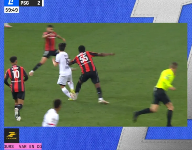 이강인마저 ‘살인태클’에 당했다…아킬레스건 세게 밟히고 OUT, 엔리케 감독은 “큰 문제 없길”