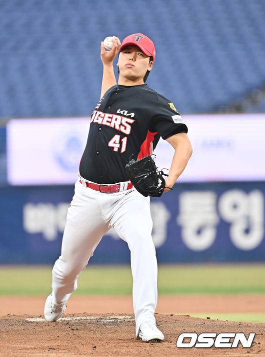 ‘교통사고 후유증 없다’ KIA 5선발, 15억 외인 에이스와 명품투수전 펼치다...두산-KIA 만원관중 앞 0-0 무승부 [잠실 리뷰]