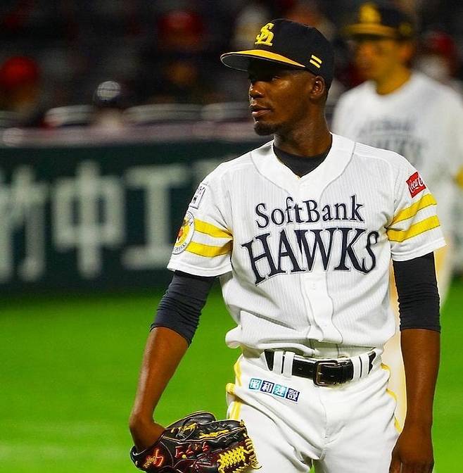 개막 5일전인데? '김도영 만루포' 그 투수, 우승 이끈 MVP가 실종됐다…소속팀도 사실상 '포기'