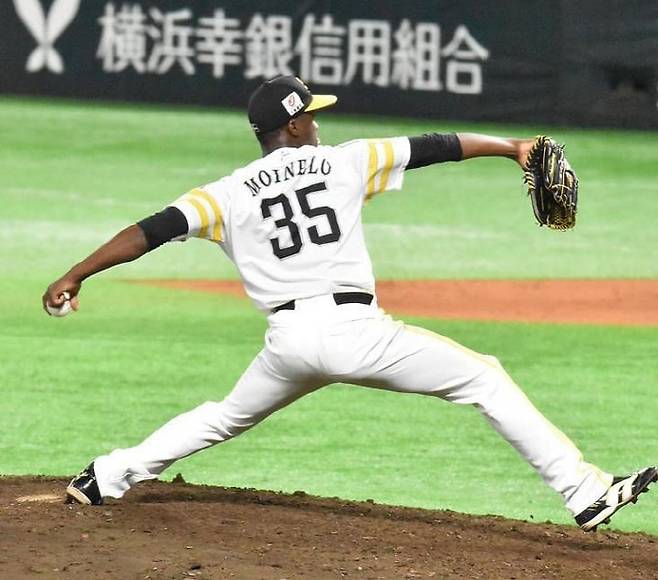 개막 5일전인데? '김도영 만루포' 그 투수, 우승 이끈 MVP가 실종됐다…소속팀도 사실상 '포기'