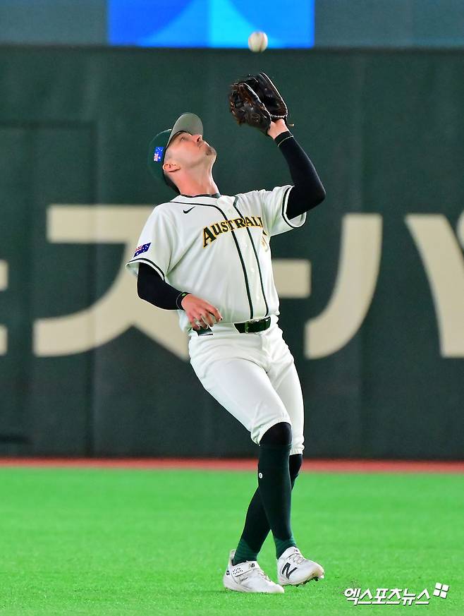 '1번→9번' KIA 2억 투자했는데, '고작' 3안타라니…호주 국대 내야수 괜찮을까