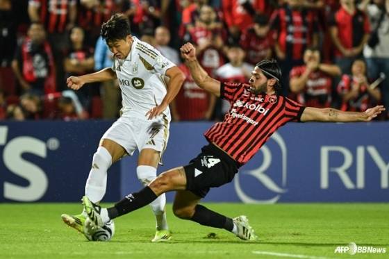 '답도 없다' 손흥민 역대급 부진