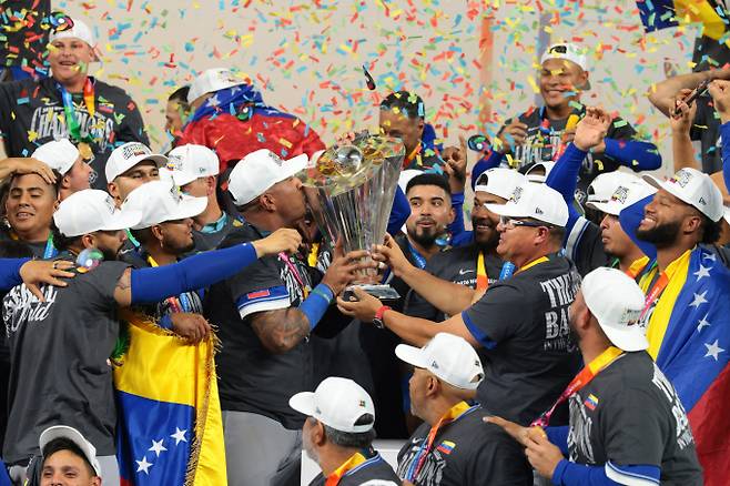 'WBC 첫 우승' 베네수엘라, 상금만 총 100억원…한국은 얼마?