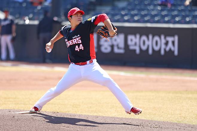 “그게 내 팔자” KIA 이적생이 말하는 ‘스윙맨’…고생하는데 ‘티’가 안 나네 [SS시선집중]