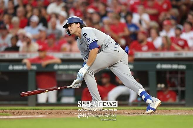 '또 무안타' 이젠 1할 붕괴 걱정해야 할 판…다저스 유망주, 도대체 김혜성 어떻게 밀어냈나