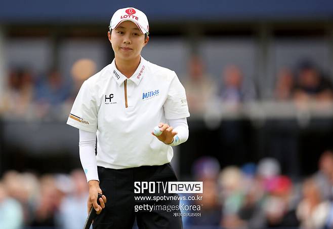 '천재 소녀'에서 전설로...김효주 11년 만에 파운더스컵 정상 석권