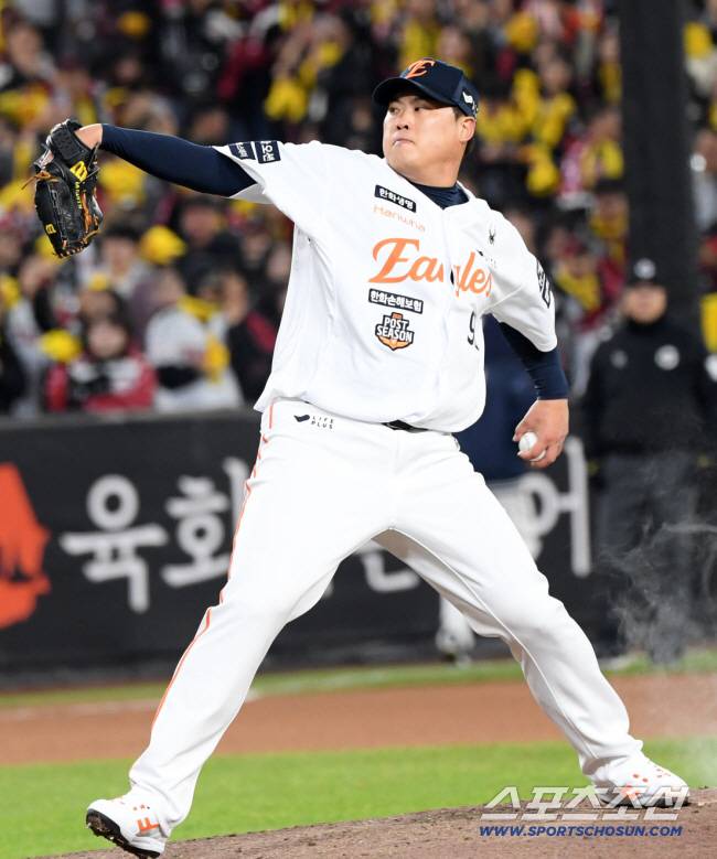 한화 거포 포수 또 있다…최재훈 7타점→류현진&왕옌청이 끝냈다! 한화, NC에 11-4 승리 [대전 리뷰]