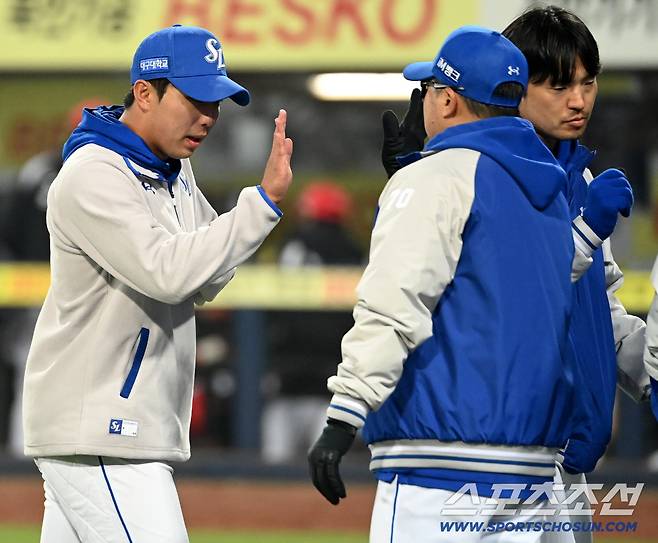 개막 직전까지 '부상 악몽', 굳었던 사령탑 웃게한 삼총사의 맹활약