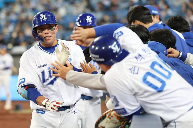 시범경기 타율 0.103 부진 잊어라… ‘히어로 모드’ 김영웅, 양현종 상대 연타석포→삼성, KIA 제압 [SD 대구 스타]