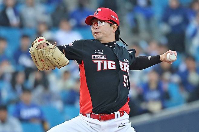 KIA, 삼성에 1-7 대패···투수진 숙제 남겼다