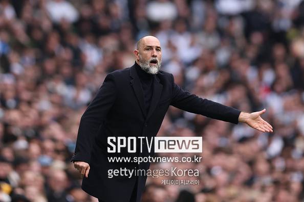 손흥민 탈출은 정말 '신의 한 수'...111년만 '최악의 굴욕' 토트넘, 노팅엄에 패하며 강등권 '코앞'