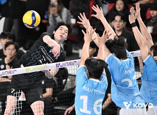 프로배구 FA 최대어 허수봉·정호영 거취는…영입 경쟁 관심