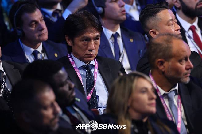 한국 월드컵 첫 상대 드디어 결정된다, 홍명보호도 현지서 '전력 분석'