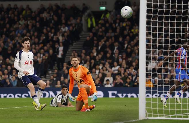 토트넘 어쩌나.. 노팅엄전 0-3 완패 후 '기자회견 불참' 투도르 감독, 부친상 당했다