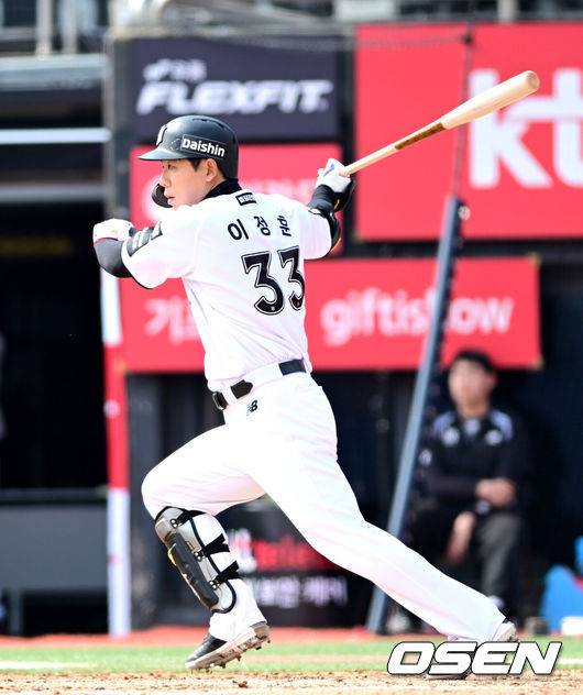 ‘KIA→10억 KT행’ FA 포수 역전 투런포 폭발! KT, 두산 7-3 잡고 시범경기 최종전 승리…오윤석 쐐기포+보쉴리 QS [수원 리뷰]