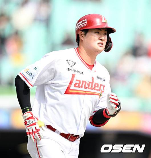 ‘연타석 홈런→시범경기 홈런 1위’ 대기만성 거포 유망주 “자신감 가지고 개막전 준비하겠다” [오!쎈 인천]