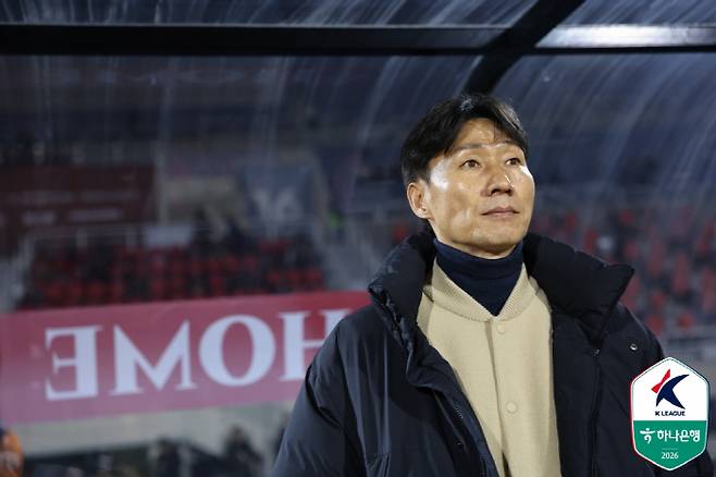 '이영민 감독, 다음 시즌부터 K리그 벤치 못앉는다?' 스포츠지도사 자격증 유예기간 끝...'P급' 인정안하는 문체부