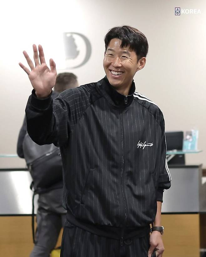 [공식발표] 손흥민, 미국 떠나 3개월 만에 잉글랜드 컴백!...홍명보호 합류 완료, '통산 4번째 WC 정조준'