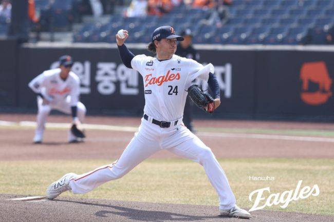 한화 고구마 불펜? 홈런으로 지웠다! '김태연 또또 끝내기포' NC에 9-8 대역전극, 시범경기 최종전 승리 [대전 리뷰]