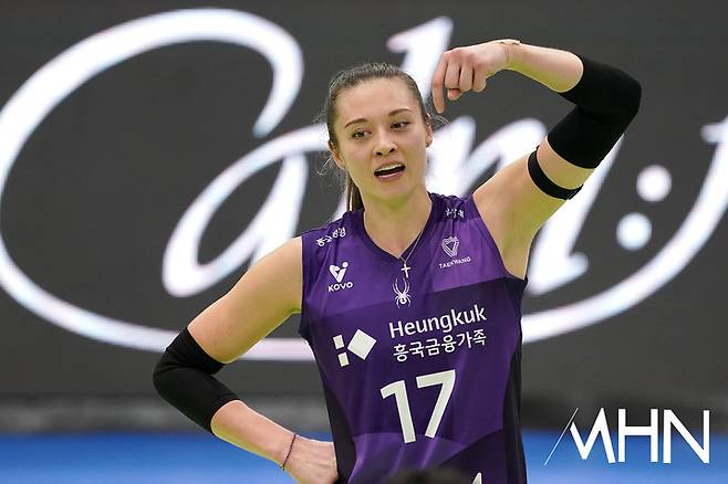 '김백화' 애칭 받고 열심히 했지만...요시하라 타임에는 없었던 레베카 [이슈스파이크]