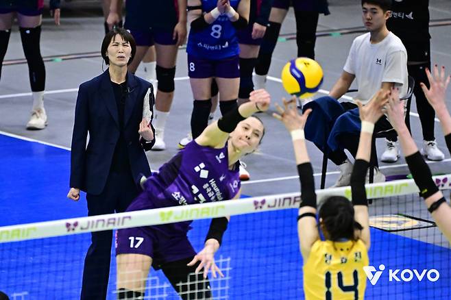 '김백화' 애칭 받고 열심히 했지만...요시하라 타임에는 없었던 레베카 [이슈스파이크]