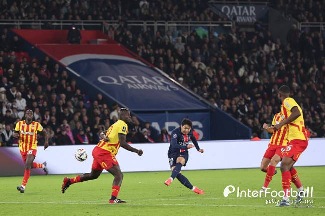 [공식입장] 이강인의 PSG, 특혜 논란 발생…