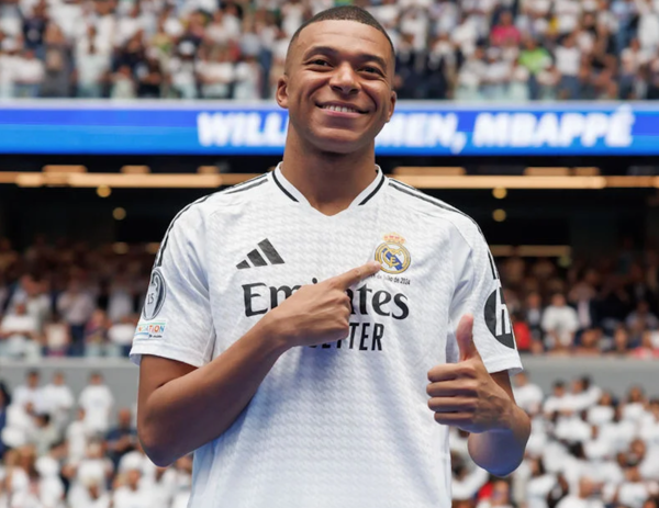 왼쪽 무릎 아픈데 오른쪽 MRI 찍어놓고 '이상 무'…음바페, 레알 의료진 '황당 오진'에 악화된 부상