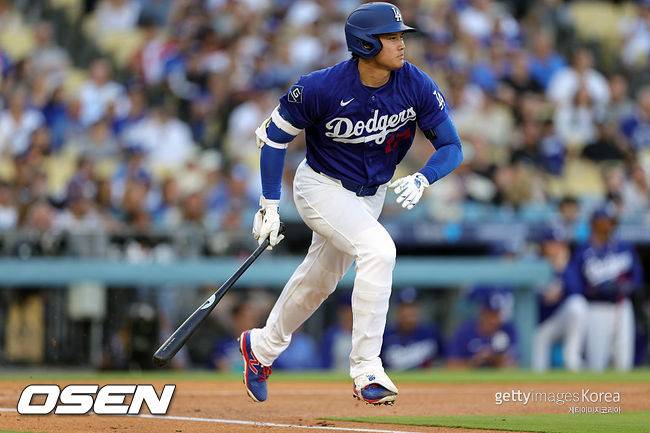 159km 직구→118km 커브, 이걸 어떻게 치나...오타니, 경이로운 40km 완급 조절. 사령탑 감탄 “구속차·낙폭 모두 좋은 무기”