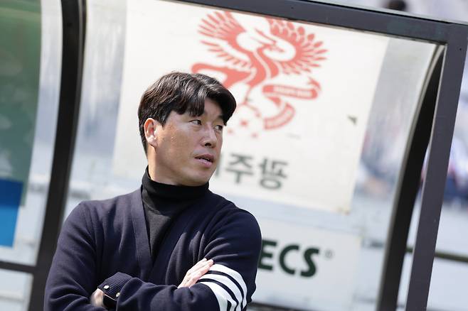 0-5로 대패했는데 왜 쉬냐고요?… 벤치에 앉힐 9명도 못 채우는 게 광주의 현실입니다