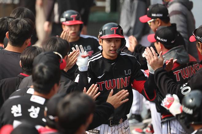 해설위원 5인에게 물어보살… 한 명 뺴곤 죄다 ‘어우엘’