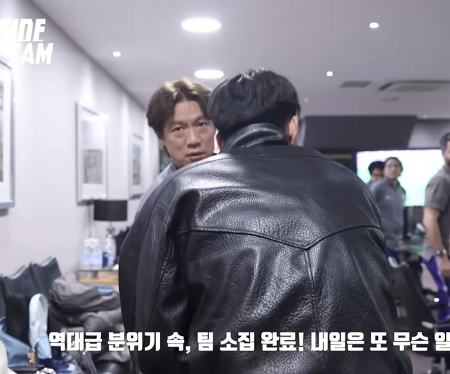 “말 타고 왔냐? 바지가 왜 그래?” 홍명보 감독 농담에 웃음바다…월드컵 준비 분위기 ‘화기애애’