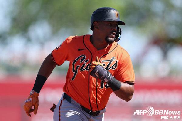 [오피셜] 샌프란시스코, 개막 로스터 발표...이정후 절친 함께간다